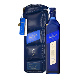 Johnnie Walker Blue Ice Chalet - 750ml